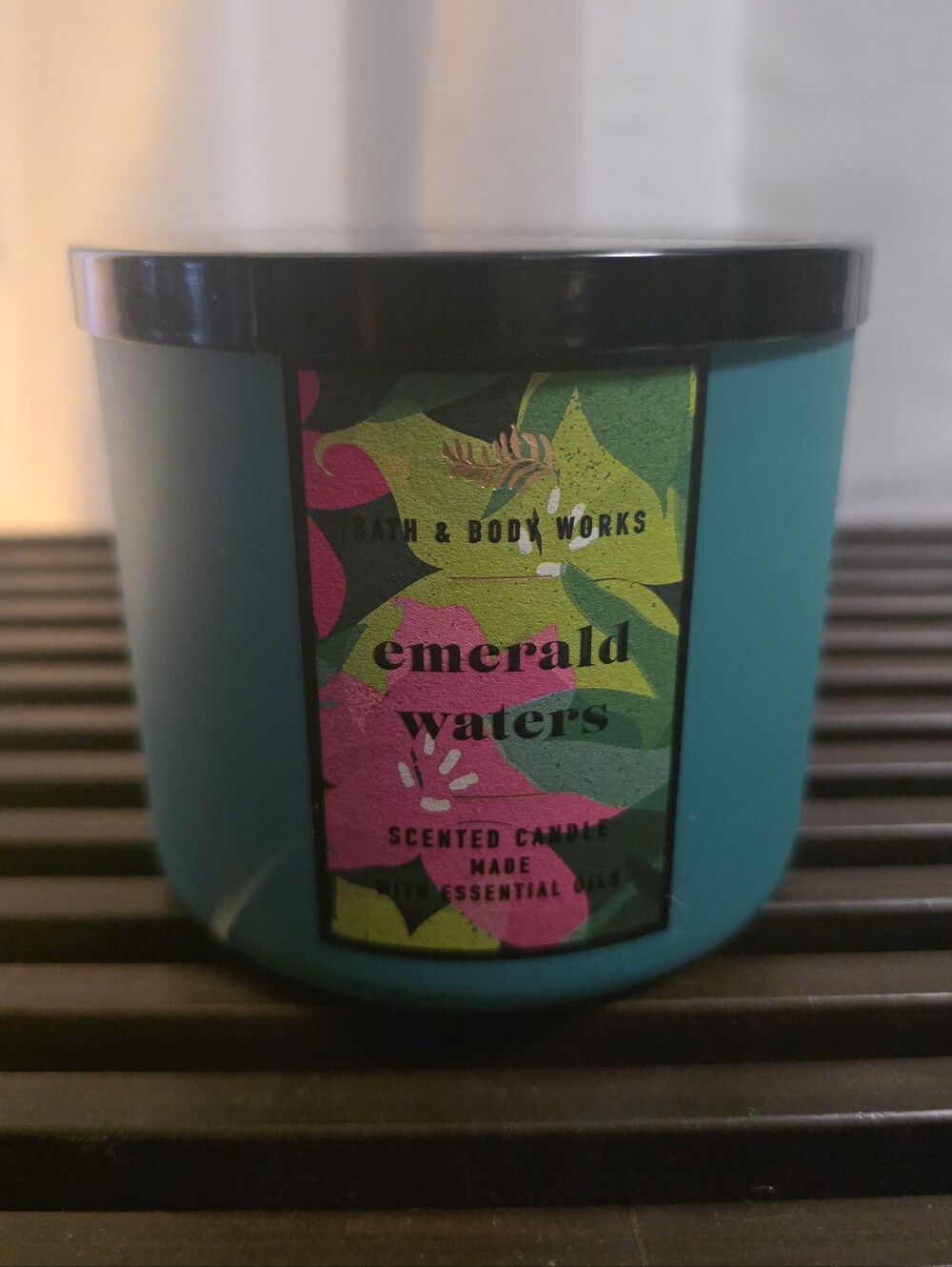 Bath And Body Work Emerald Waters 3 Wick Candle ☆Retired